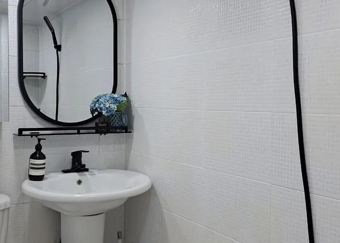 Daumstay#2호선#강남#역삼역7분#침실3개#침대4개#가족#모임#성형#비즈니스#모던숙소 Apartment Seoul