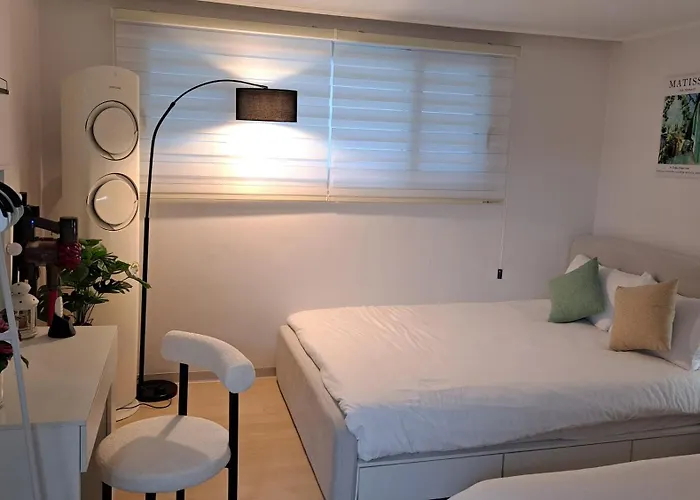 Apartment Daumstay#2호선#강남#역삼역7분#침실3개#침대4개#가족#모임#성형#비즈니스#모던숙소 *